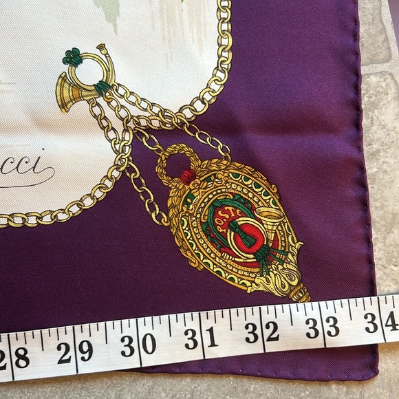 Gucci Equestrian "Servizi Postali" Design 100%Silk Scarf Made in Italy Auth.90cm - Picture 13 of 13